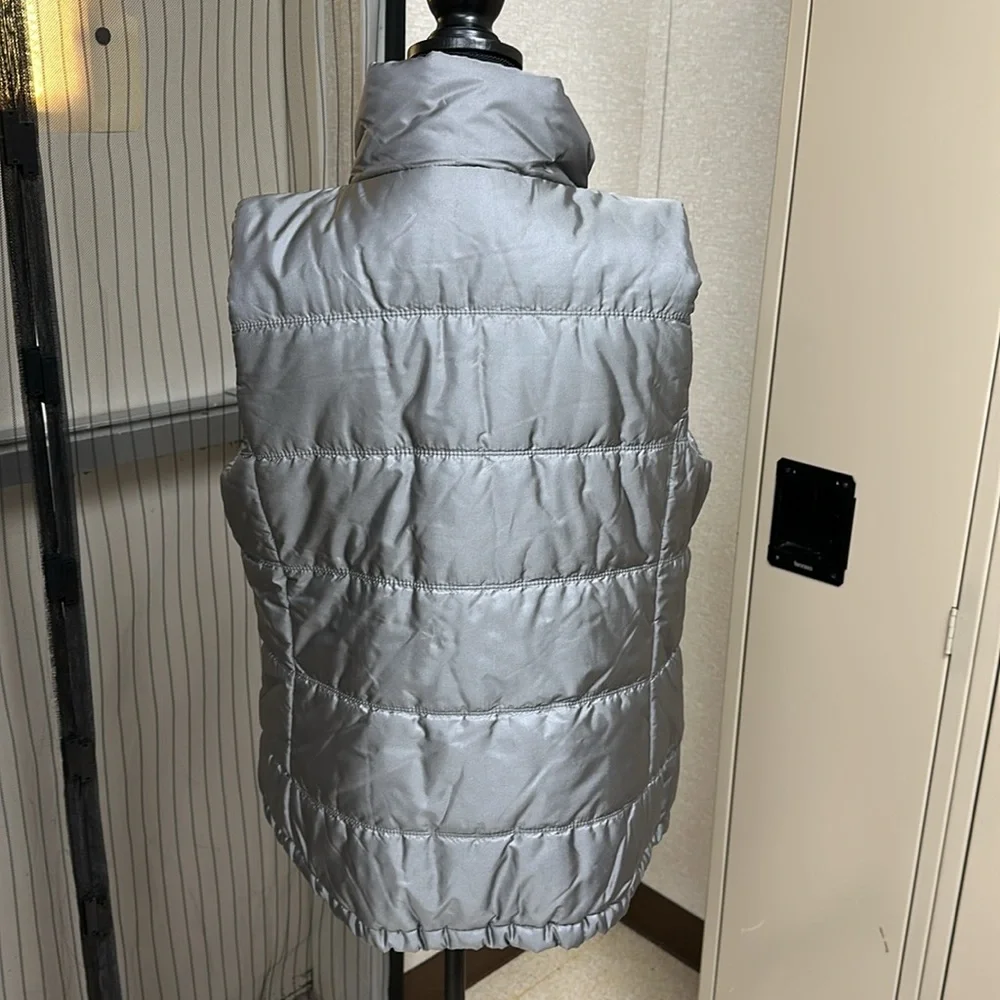 Best - Picture 3 of 4